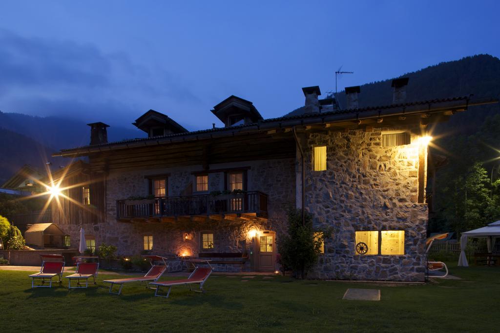 Maso Franceschella Bed & Breakfast Carano  Bagian luar foto