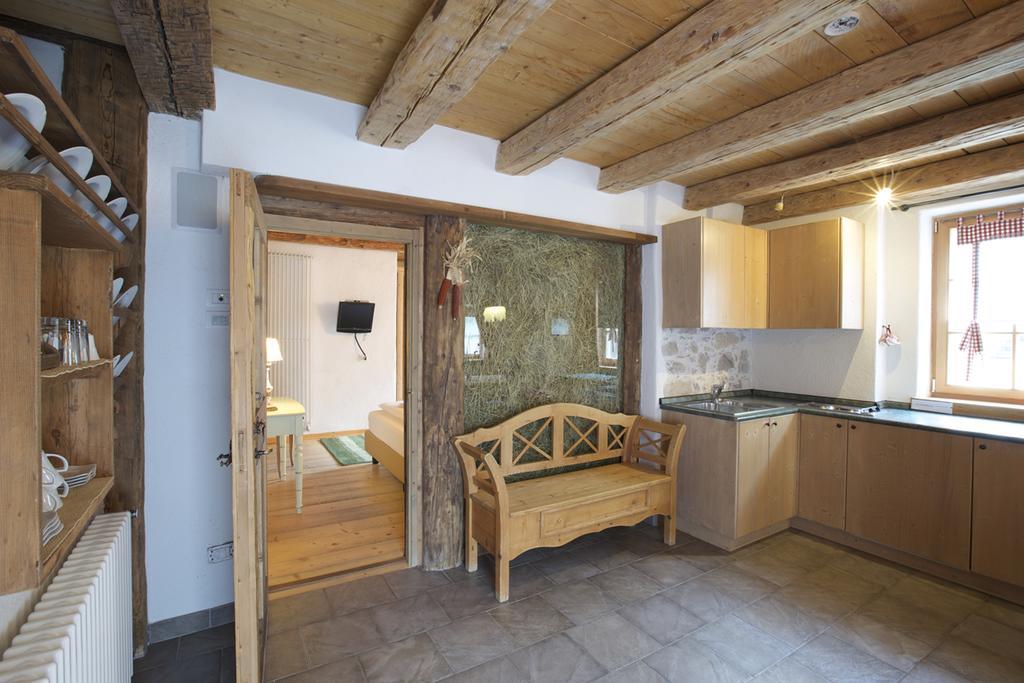 Maso Franceschella Bed & Breakfast Carano  Bagian luar foto
