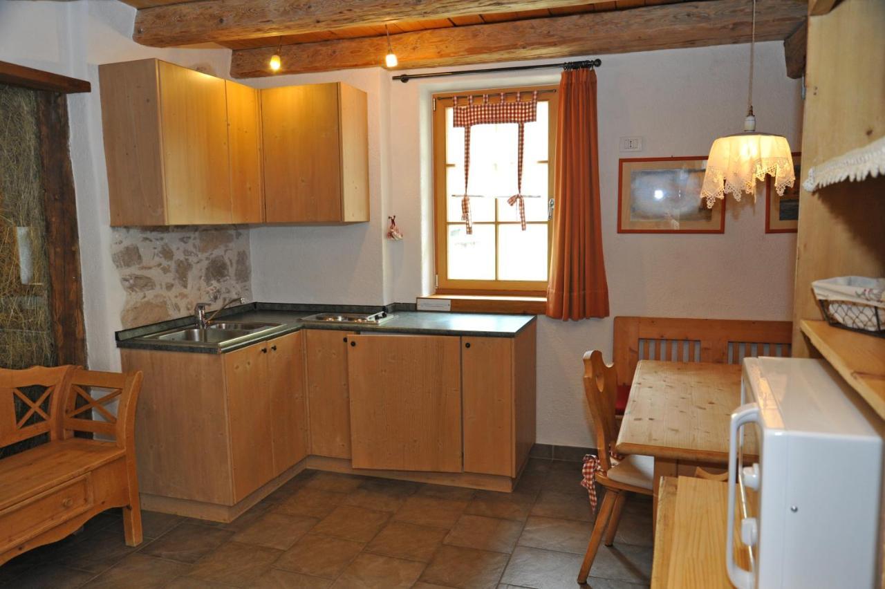 Maso Franceschella Bed & Breakfast Carano  Bagian luar foto